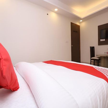 Hotel Le Princess @ Airport New Delhi Extérieur photo