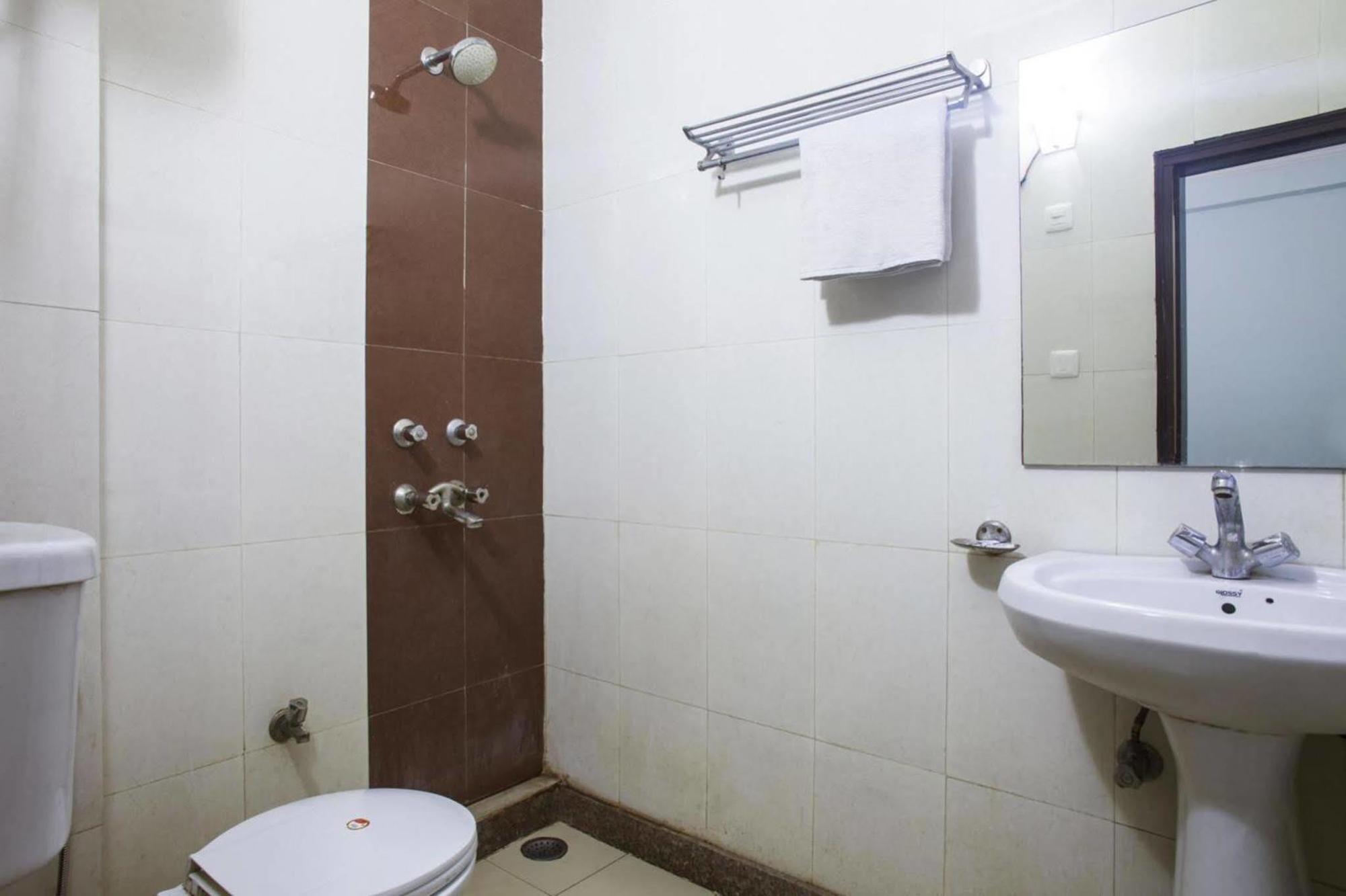 Hotel Le Princess @ Airport New Delhi Extérieur photo