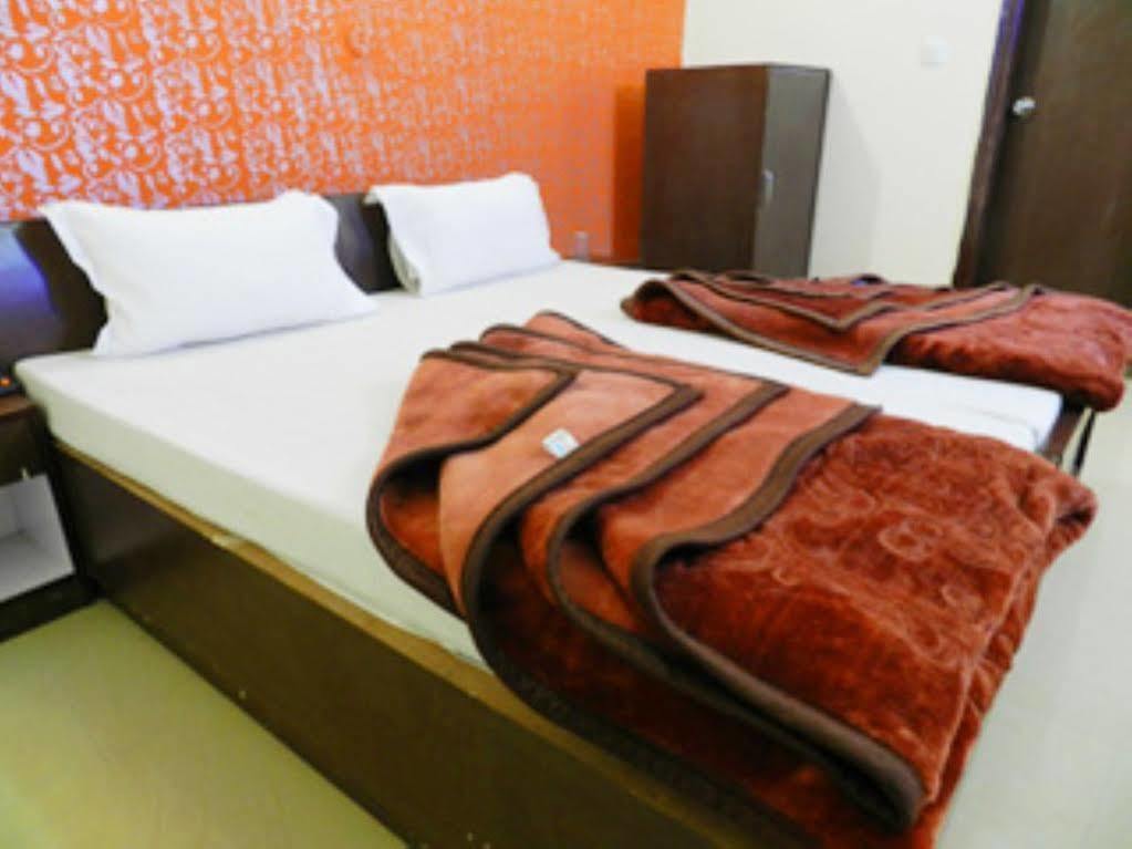 Hotel Le Princess @ Airport New Delhi Extérieur photo