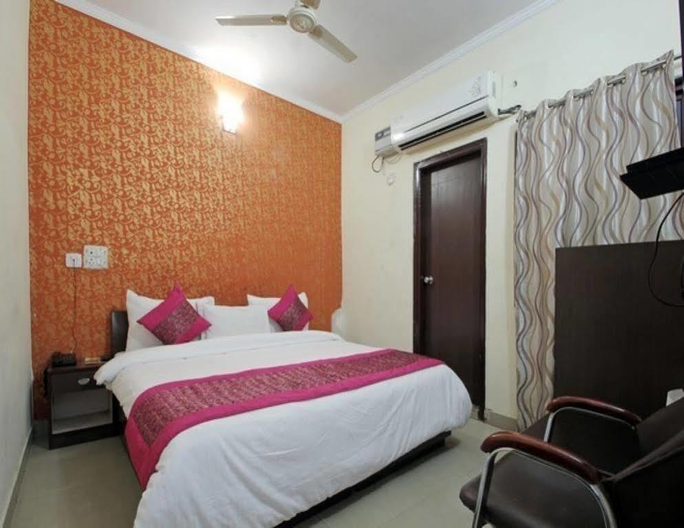 Hotel Le Princess @ Airport New Delhi Extérieur photo