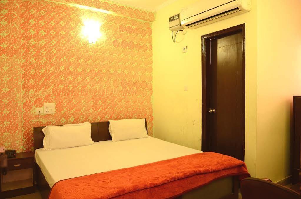 Hotel Le Princess @ Airport New Delhi Extérieur photo