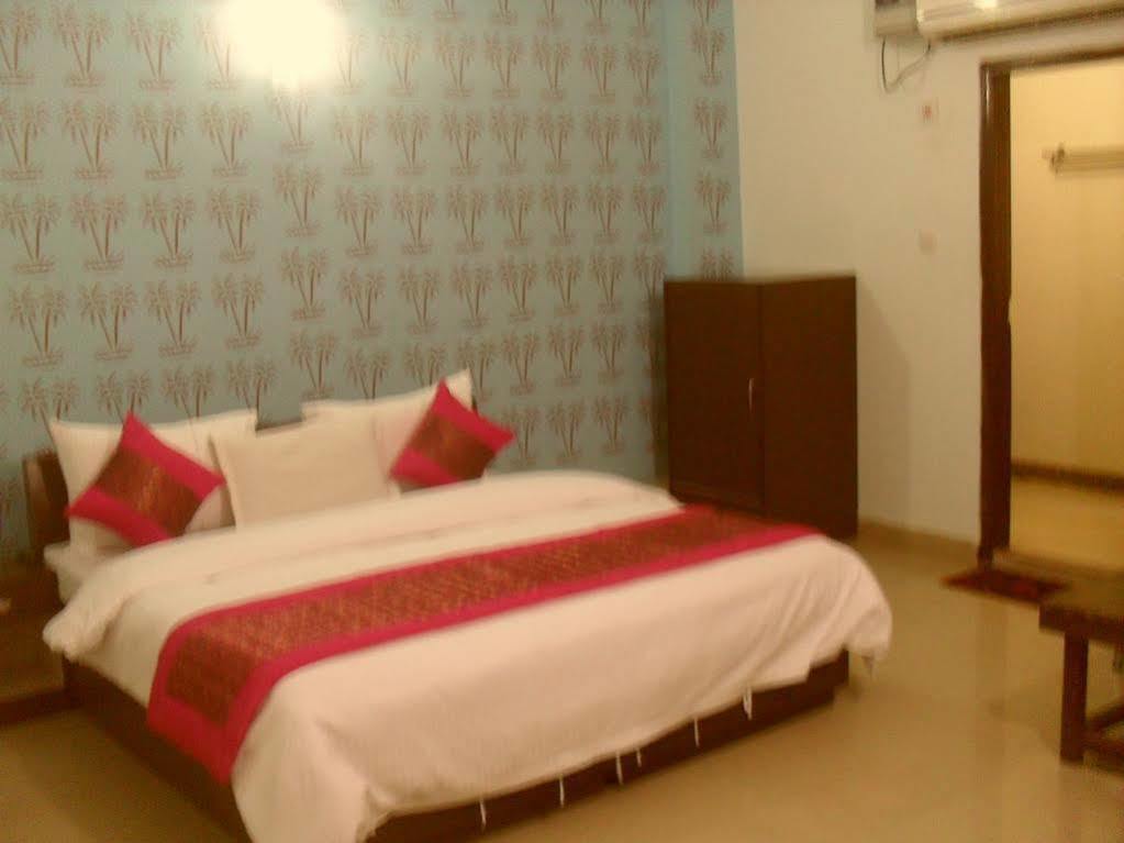 Hotel Le Princess @ Airport New Delhi Extérieur photo