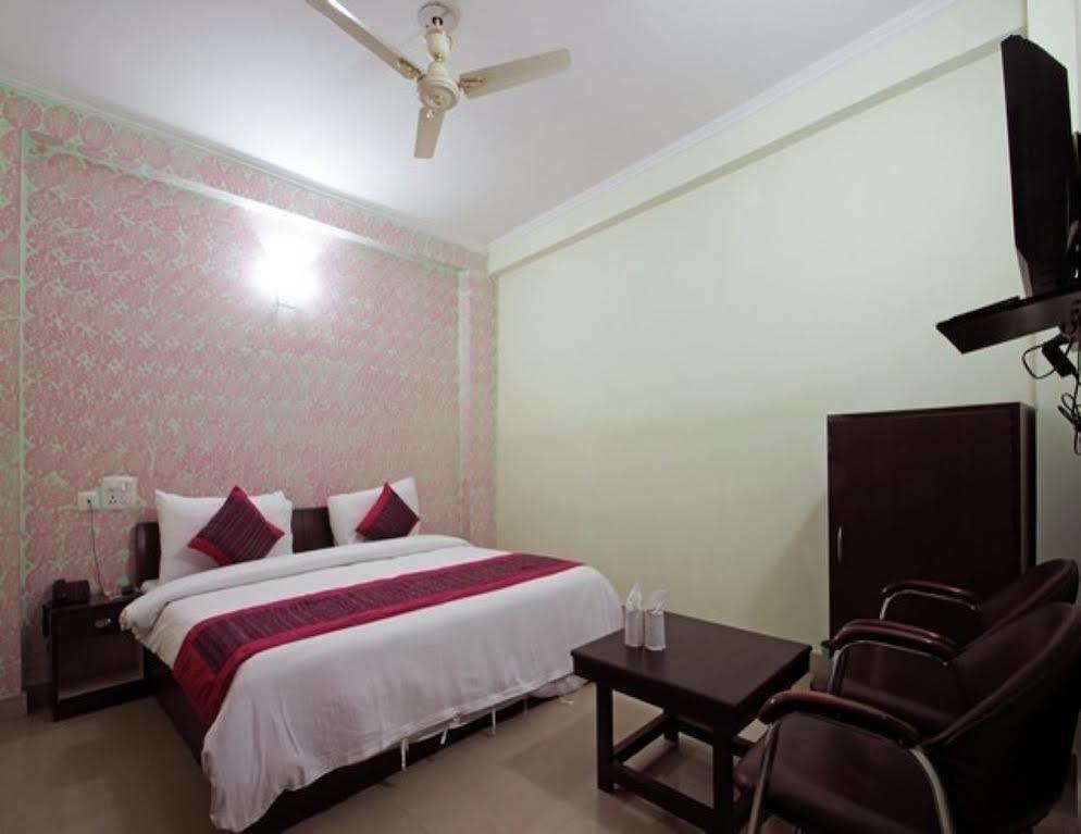 Hotel Le Princess @ Airport New Delhi Extérieur photo